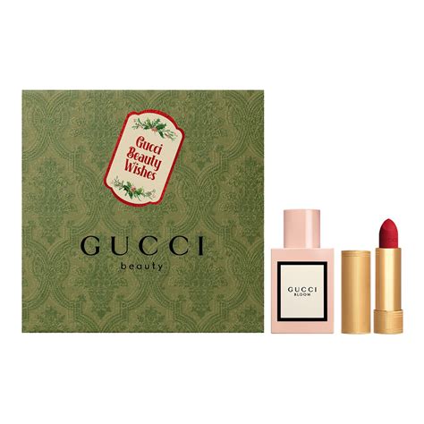 gucci beauty gift set.